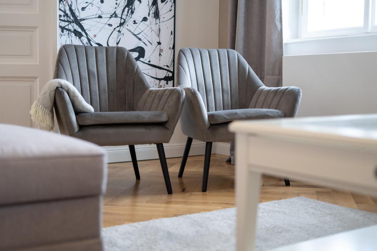 El Gusto Homes Town Шопрон Екстериор снимка