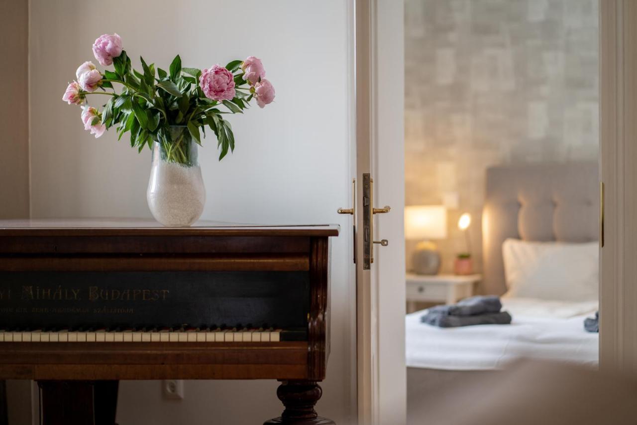 El Gusto Homes Town Шопрон Екстериор снимка