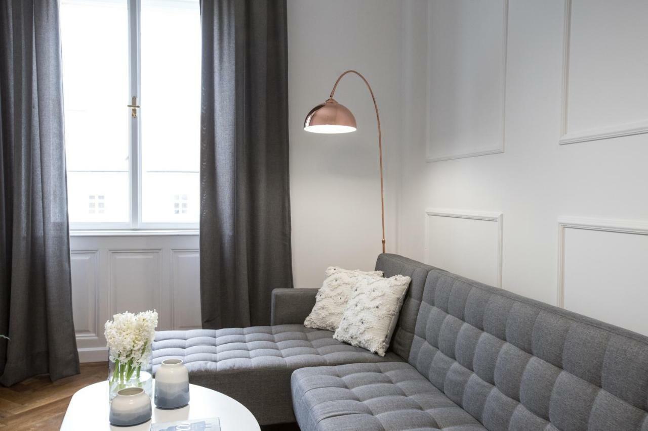 El Gusto Homes Town Шопрон Екстериор снимка